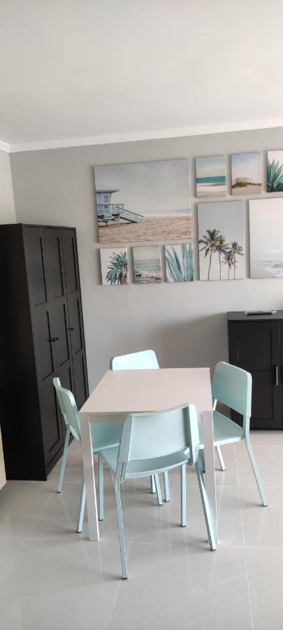 Estudio Puerta Azul Σαν Μιγκέλ ντε Αμπόνα Εξωτερικό φωτογραφία